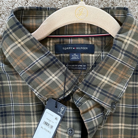 Men’s Tommy Hilfiger shirt NWT - Picture 3 of 5